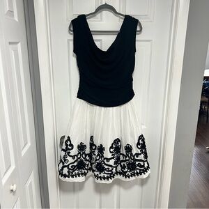 Elegant Black and White Dress Size 14